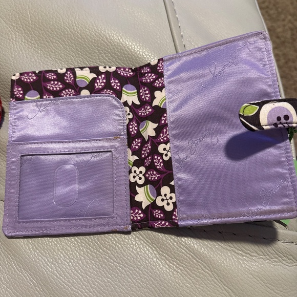 Vera Bradley plum petals passport cover - Picture 3 of 4